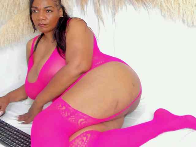 Shakebigass webcam