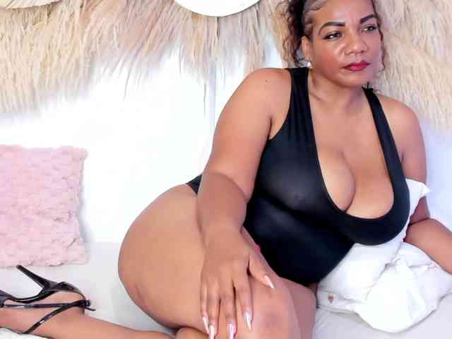 Shakebigass webcam