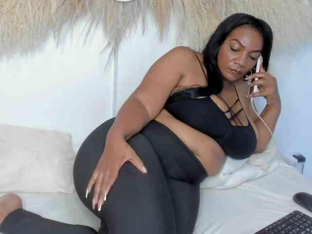 Shakebigass webcam