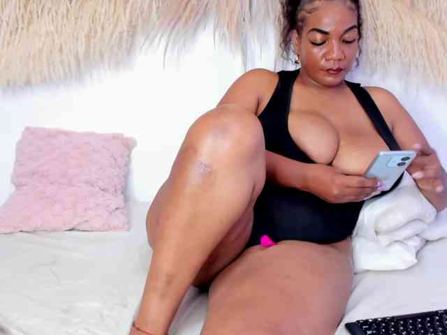 Shakebigass webcam