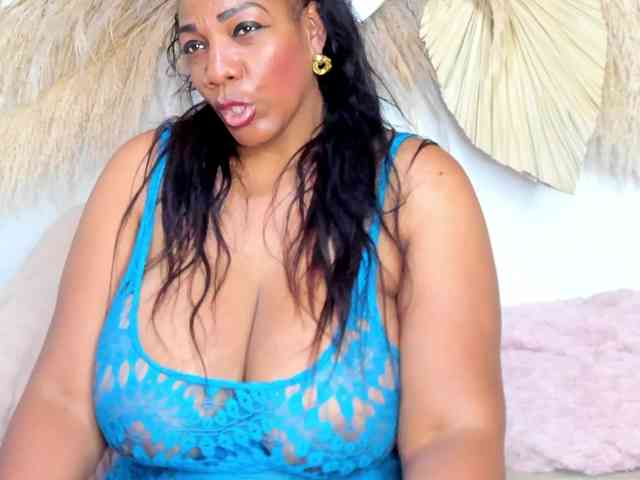 Shakebigass webcam