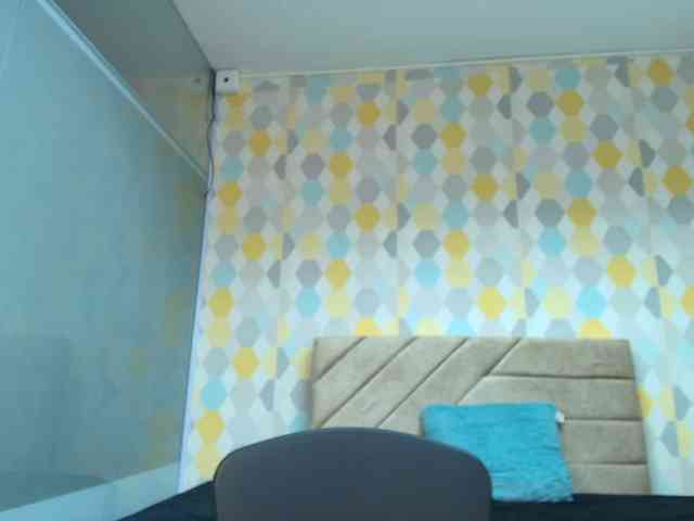 Clarise-Allen webcam