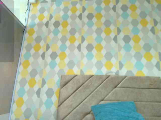 Clarise-Allen webcam