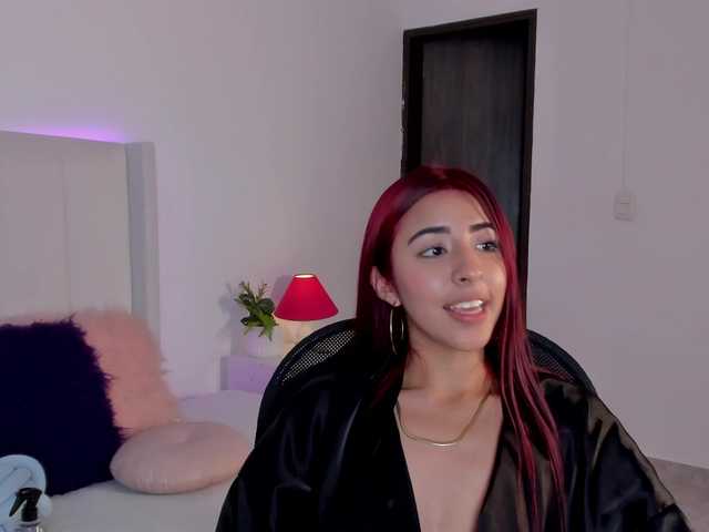 Miranda-Rogers's BongaCams show and profile