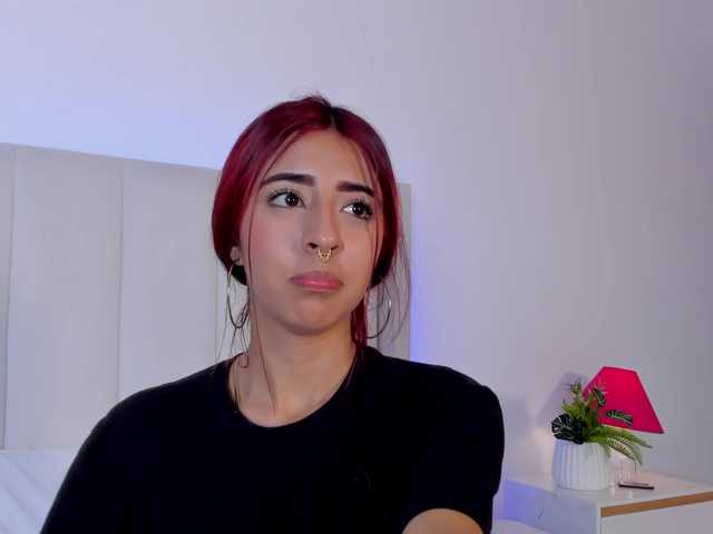 Miranda-Rogers's BongaCams show and profile