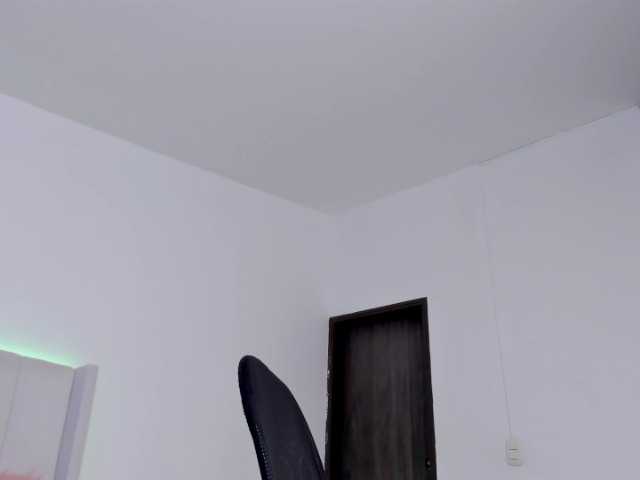 Miranda-Rogers's BongaCams show and profile