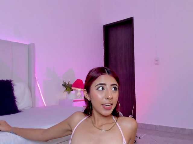 Miranda-Rogers live cam profile