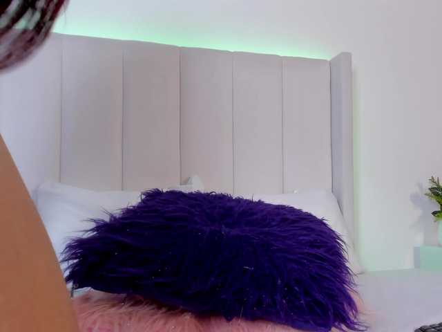 Miranda-Rogers's BongaCams show and profile