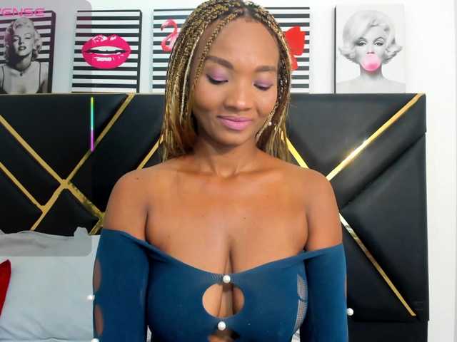 Gina-Latin's BongaCams show and profile