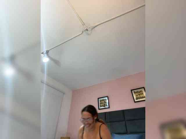SophiaQueens webcam