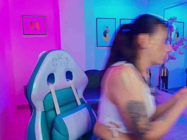 Arianna-sweeet webcam