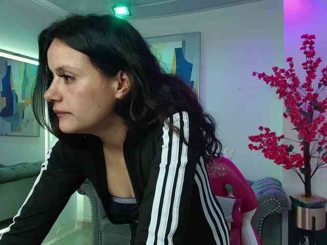 Arianna-sweeet webcam