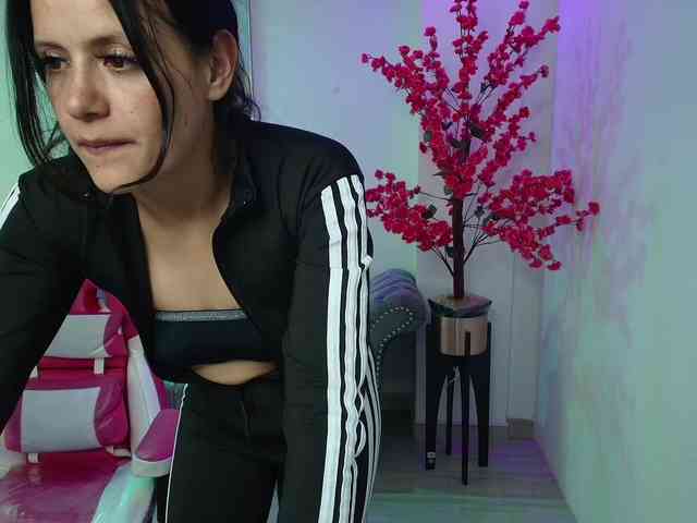 Arianna-sweeet webcam
