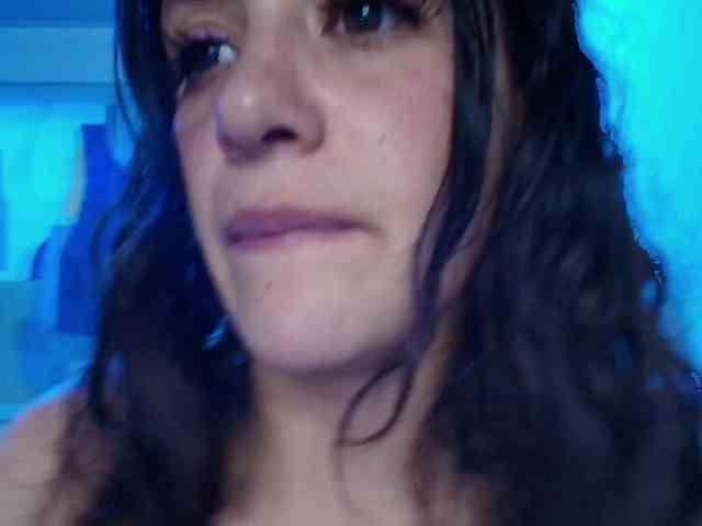 Arianna-sweeet webcam