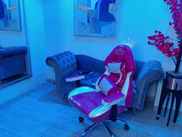 Arianna-sweeet webcam