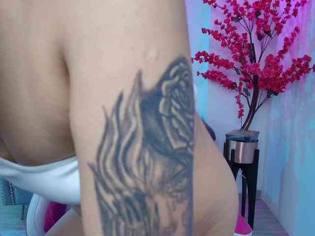 Arianna-sweeet webcam