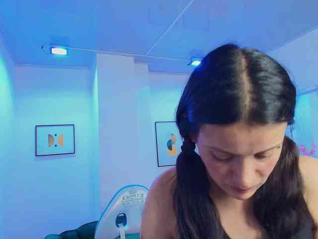 Arianna-sweeet webcam