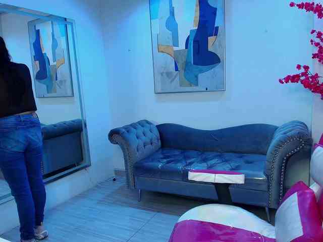 Arianna-sweeet webcam