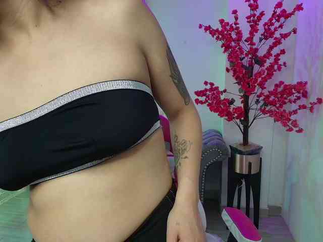 Arianna-sweeet webcam