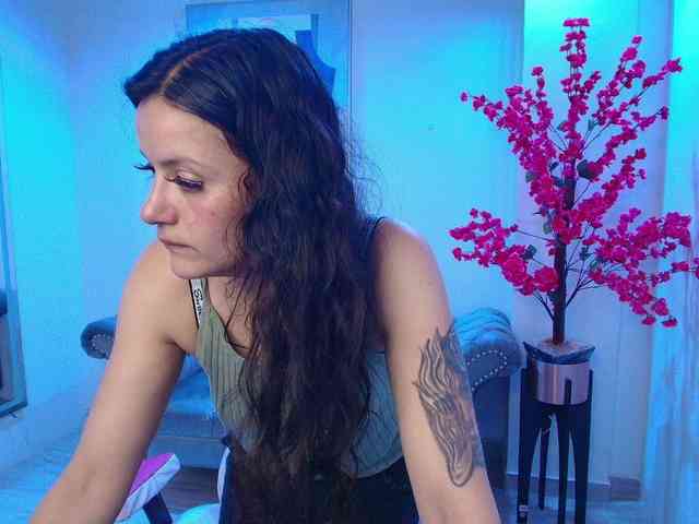 Arianna-sweeet webcam