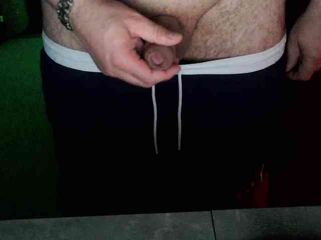 Vadoss737 Live Webcam on BongaCams