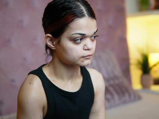 MaiaMini's BongaCams show and profile