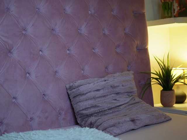 MaiaMini's BongaCams show and profile