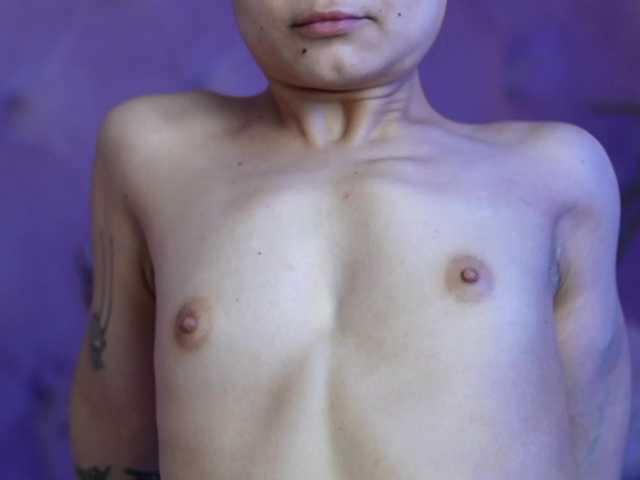 MaiaMini's BongaCams show and profile