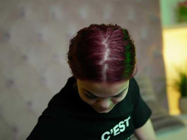 MaiaMini's BongaCams show and profile