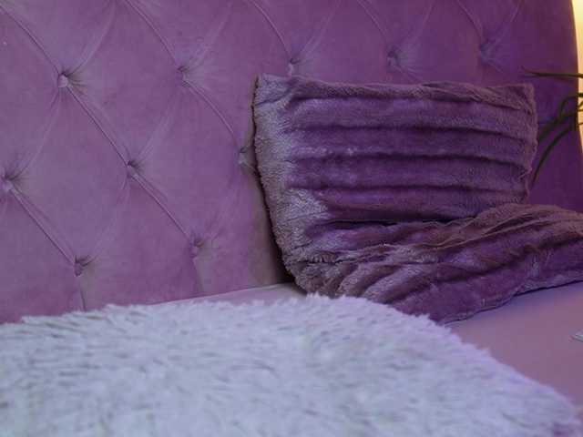 MaiaMini's BongaCams show and profile