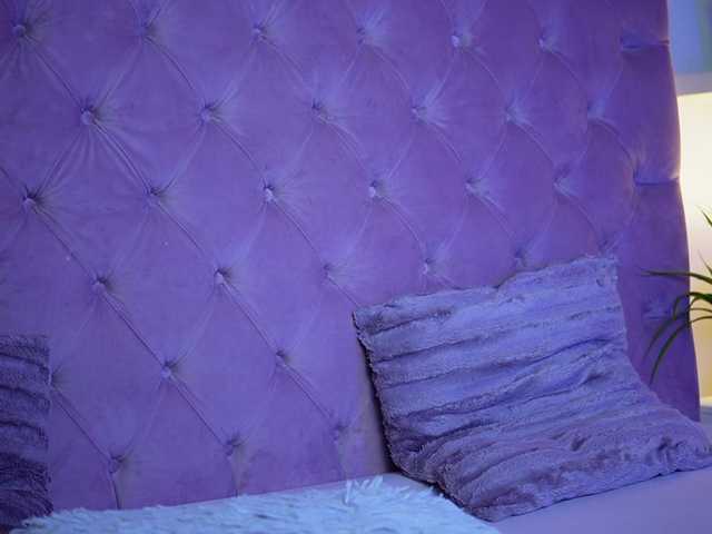 MaiaMini's BongaCams show and profile