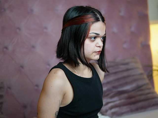 MaiaMini's BongaCams show and profile