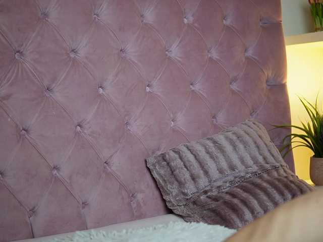 MaiaMini's BongaCams show and profile