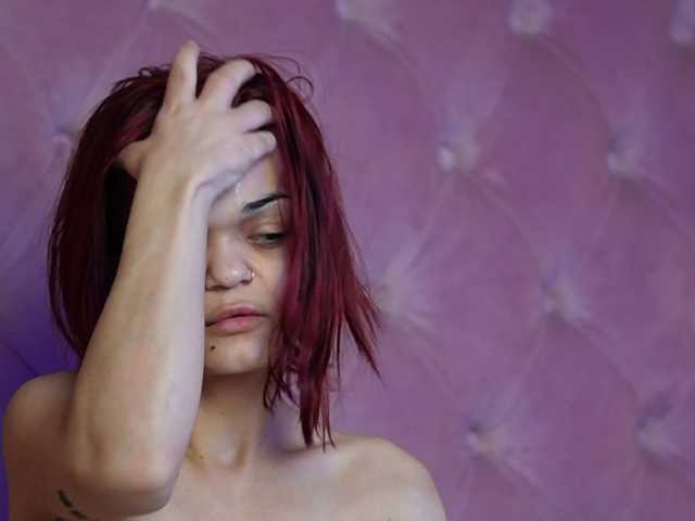 MaiaMini's BongaCams show and profile