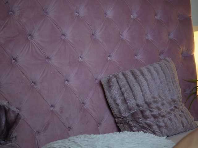 MaiaMini's BongaCams show and profile