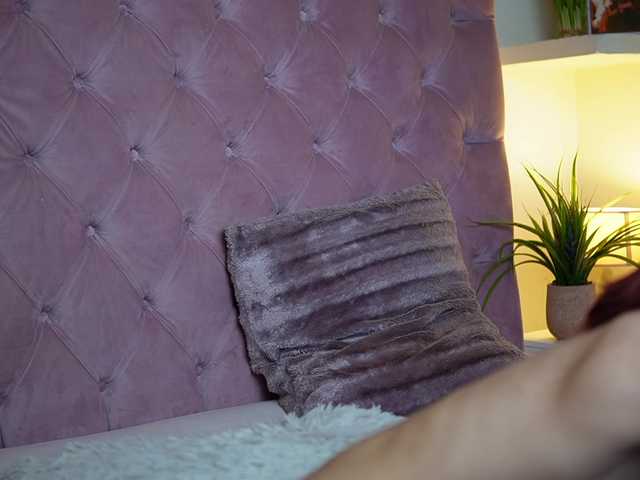 MaiaMini's BongaCams show and profile