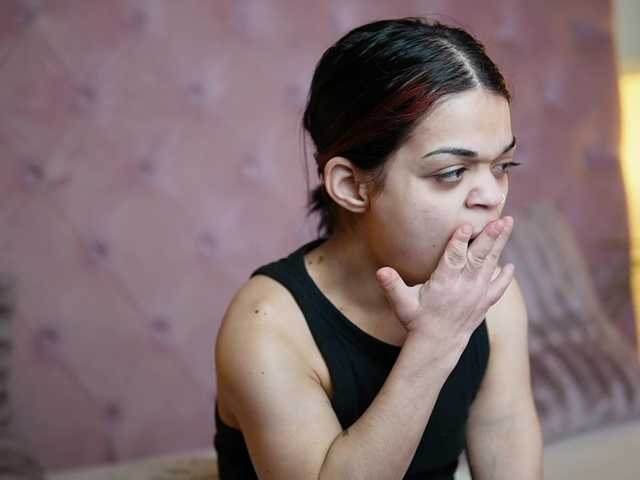 MaiaMini's BongaCams show and profile