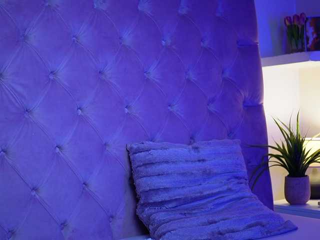 MaiaMini's BongaCams show and profile