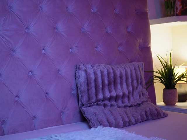 MaiaMini's BongaCams show and profile