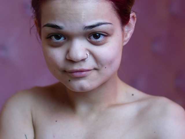 MaiaMini's BongaCams show and profile