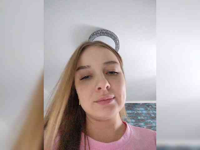 ZayKAMIla Live Webcam on BongaCams