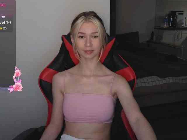 GorgeousKitten webcam