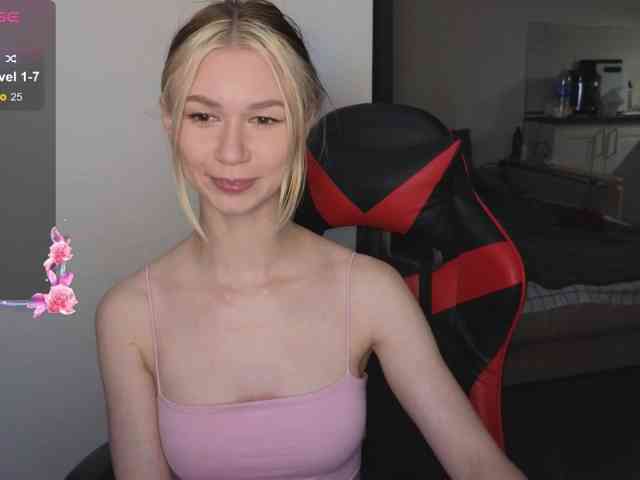GorgeousKitten webcam