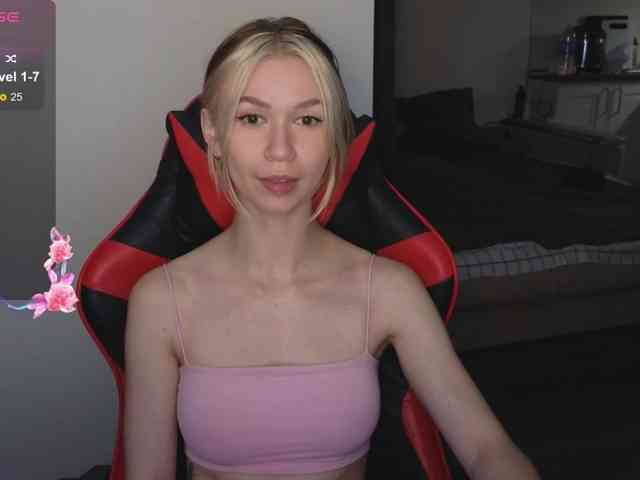 GorgeousKitten webcam