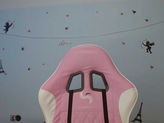 nanis-milf's BongaCams show and profile