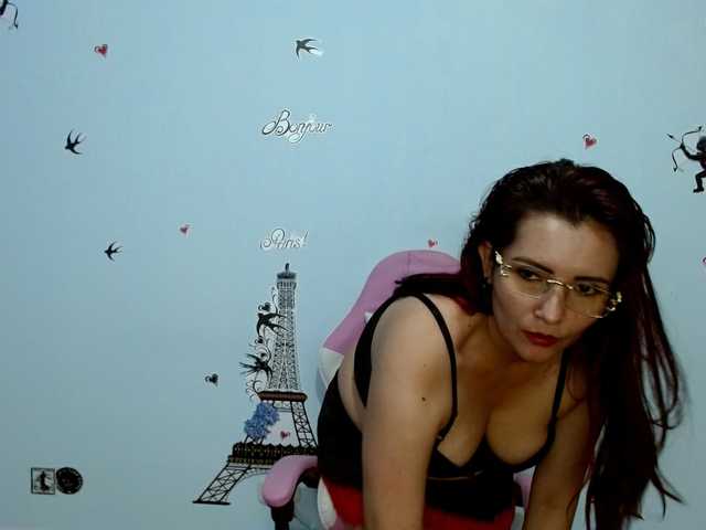 nanis-milf's BongaCams show and profile