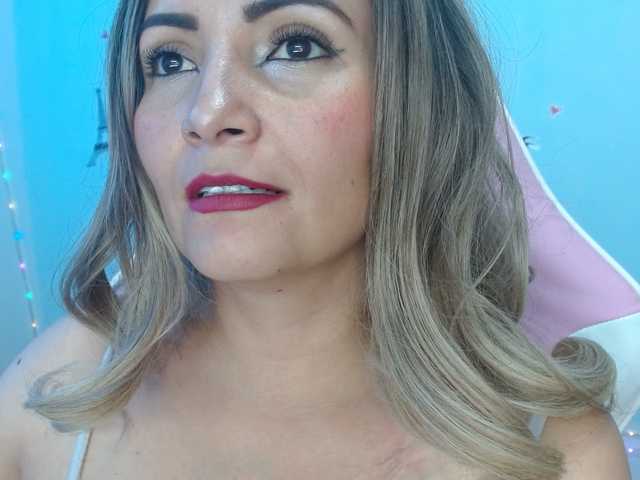 nanis-milf's BongaCams show and profile