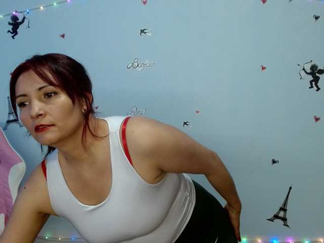 nanis-milf's BongaCams show and profile
