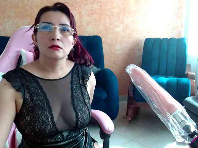 nanis-milf webcam