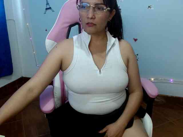 nanis-milf webcam